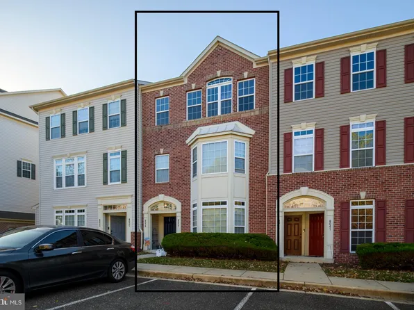 8039 Forest Ridge Dr #M-10, Chesapeake Beach, MD 20732