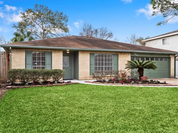 9812 Wren St, La Porte, TX 77571