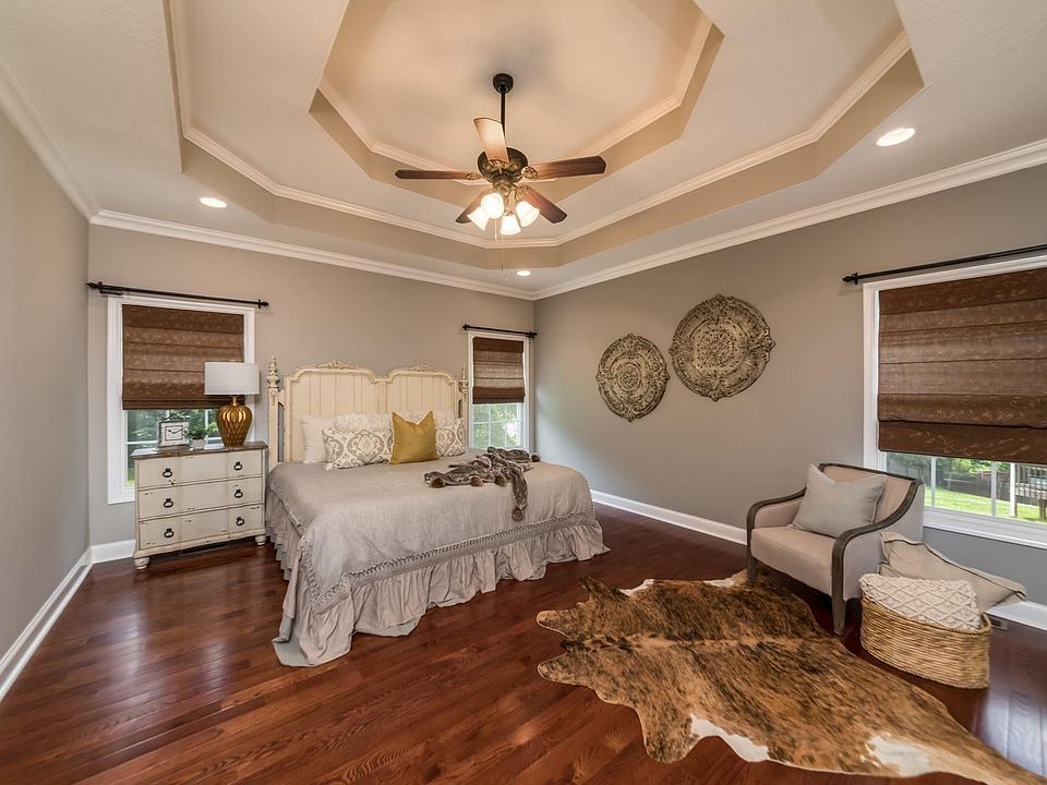 1st image of 951 Terraceside Cir