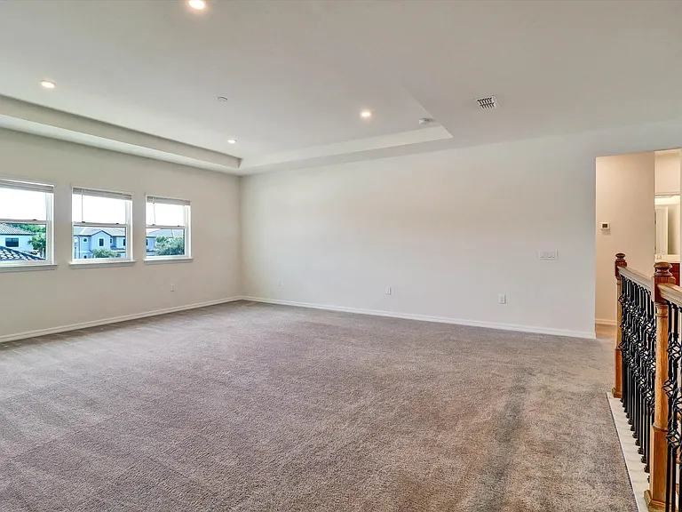 3260 Agostino Ter — Photo 30