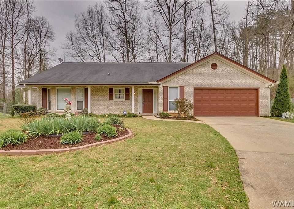 1st image of 4423 Oxford Gate Dr