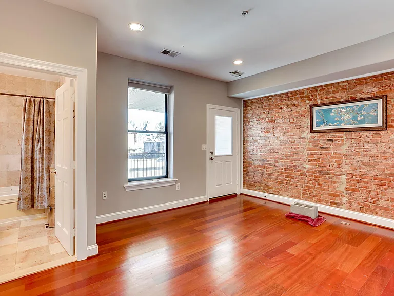 1105 Park Rd NW #5 — Photo 23