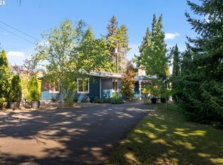 2550 Riverview Dr, Hood River, OR 97031