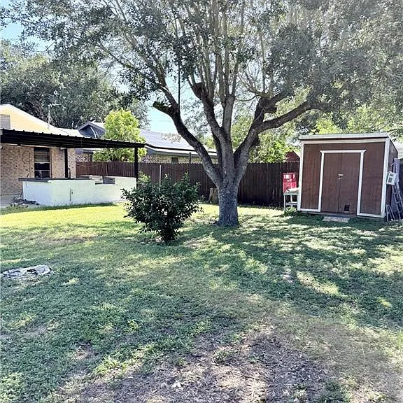 1003 Alta Vista Dr — Photo 16