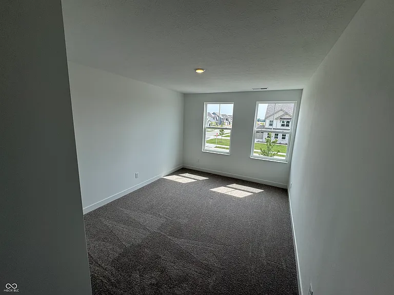 1124 Tansley Ln — Photo 18