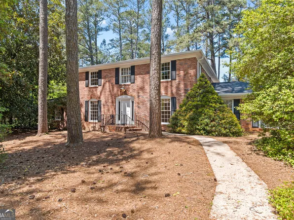 110 Tipperary Ct, Athens, GA 30606