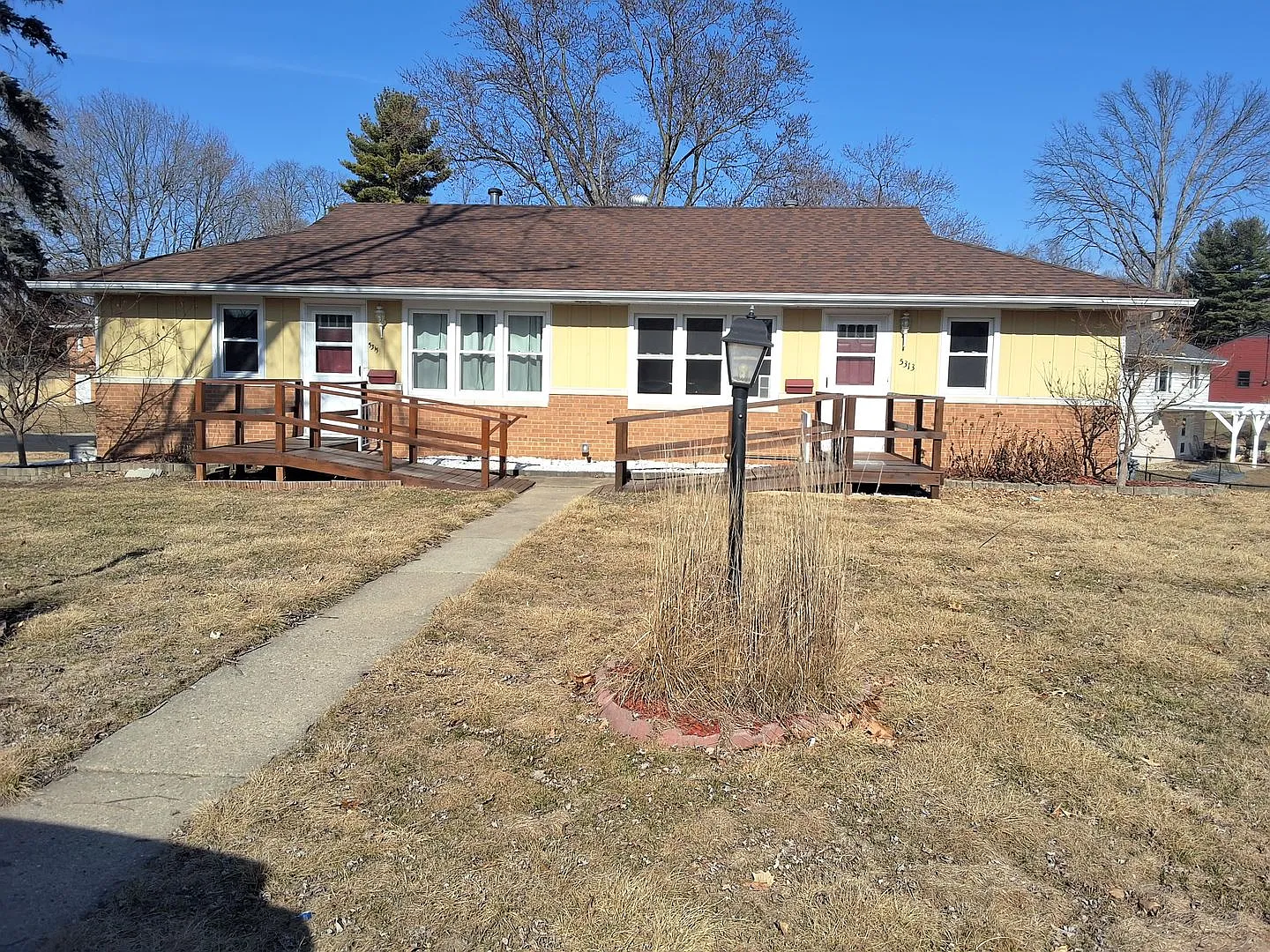 5313-5315 W Woodale Ct #5313 photo 1
