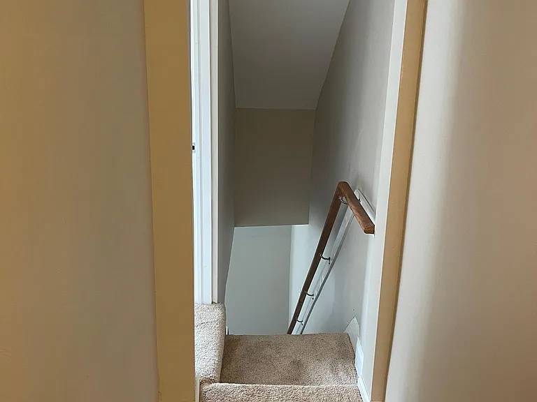 803 Valley St — Photo 14