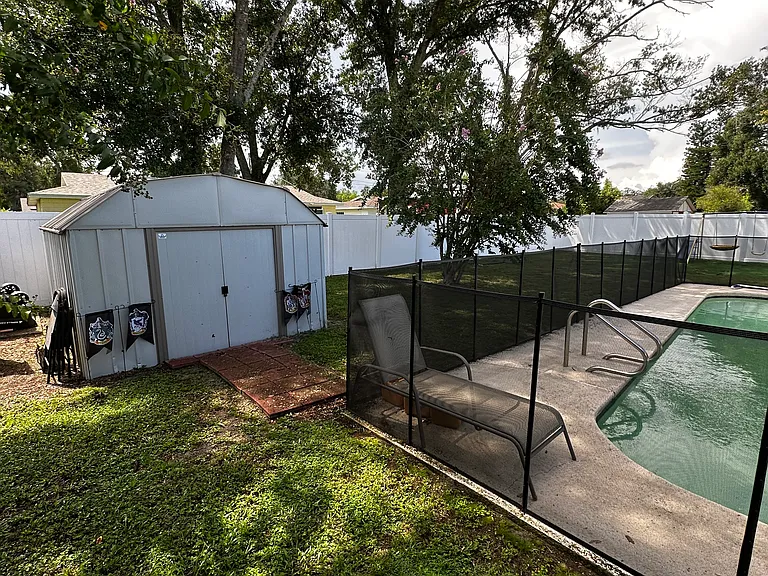11706 Oban Ave — Photo 21