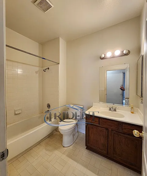 1105 Johnathan Dr — Photo 14
