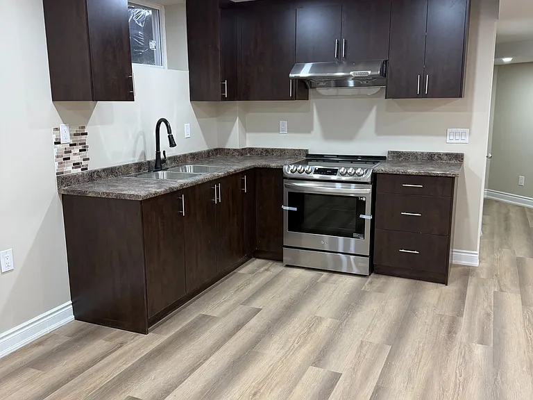 5487 Challenger Dr #BASEMENT — Photo 8