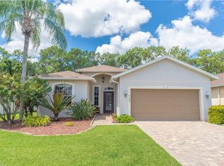 749 Crossfield Cir, Naples, FL 34104