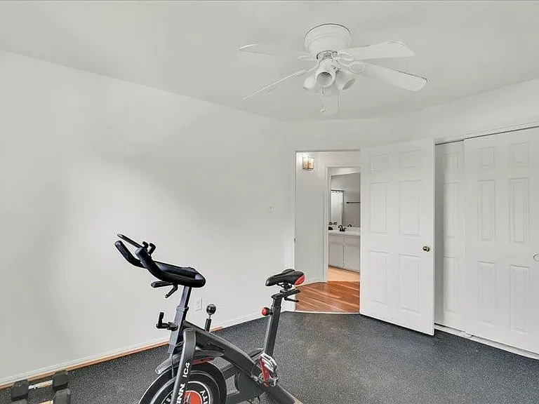 4610 Cobb Circle Dr — Photo 31