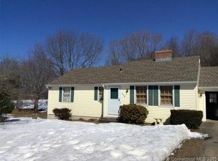 204 Round Hill Rd, Middletown, CT 06457