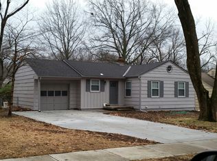 7201 Linden St, Prairie Village, KS 66208