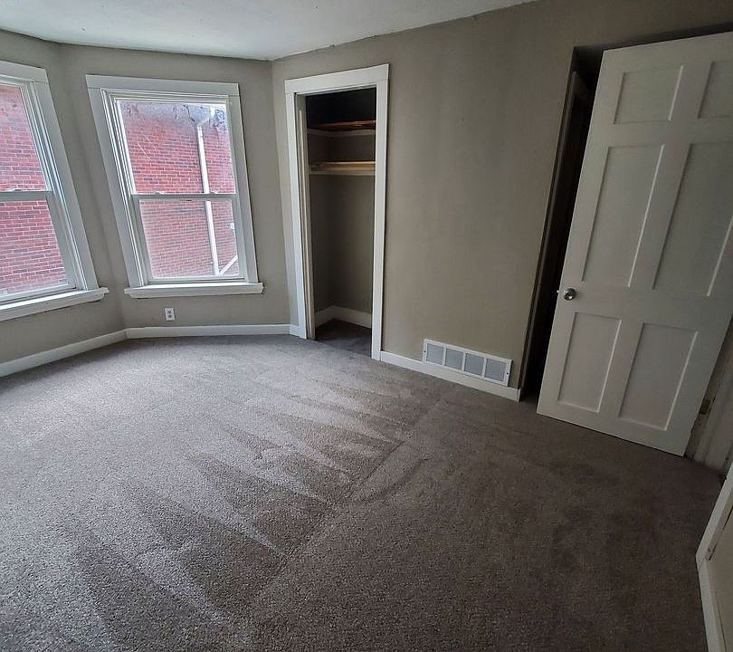 2nd image of 752 N 26th St #3