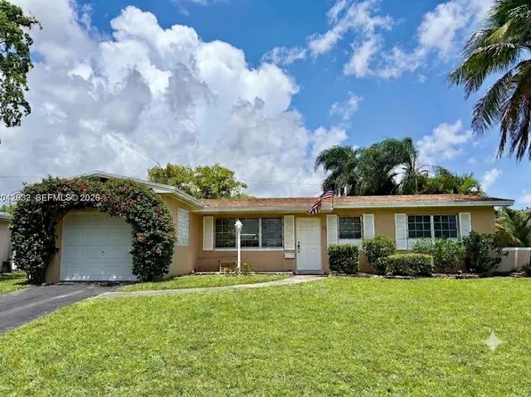 830 SW 64th Pkwy, Pembroke Pines, FL 33023