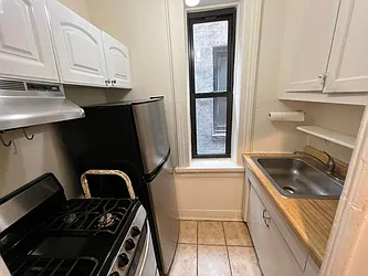 Rented by Best Apartments North Inc