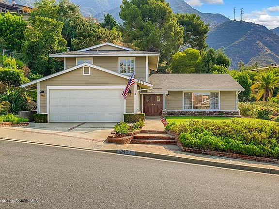3rd image of 3470 Rubio Crest Dr