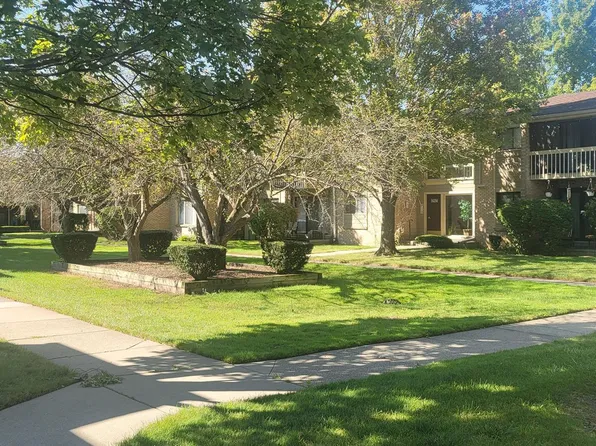 16233 W Nine Mile Rd, Southfield, MI 48075