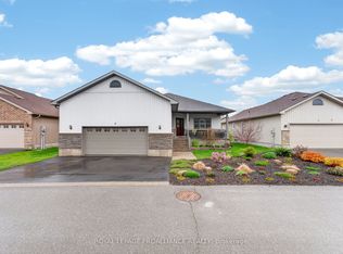 4 Merrill Dr, Prince Edward County, ON K0K3L0