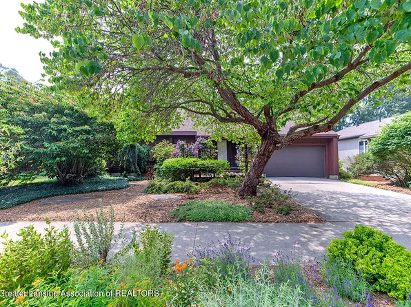 6181 Oakpark Trl, Haslett, MI 48840