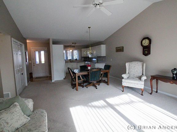 5th image of 3052 Kay Dr SE #112