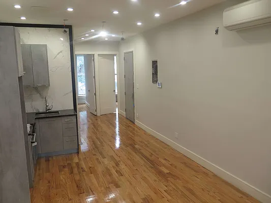 Rented by Spot It Realty LLC | media 25