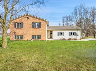 8255 Burpee Rd, Grand Blanc, MI 48439