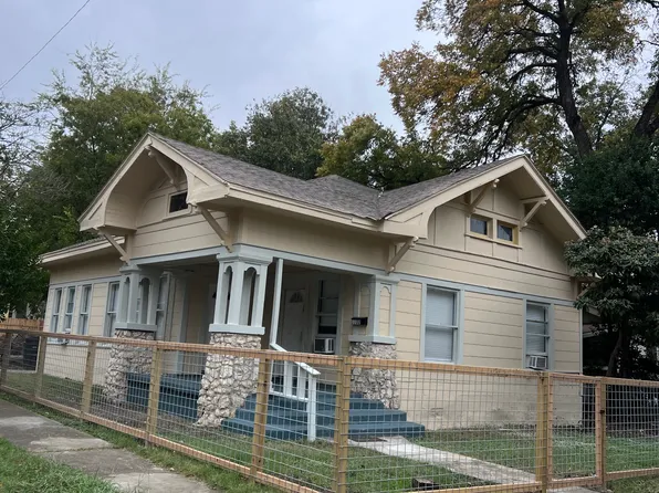 1102 W Agarita Ave, San Antonio, TX 78201