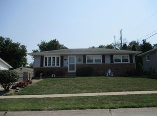 7907 7th St W, Rock Island, IL 61201