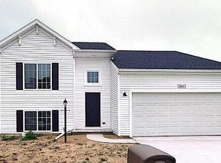 2049 Pear Tree Ln, Delta, OH 43515