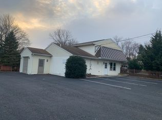 374 Hoffmansville Rd, Bechtelsville, PA