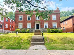 7226 Forsyth Blvd APT 1W, Saint Louis, MO