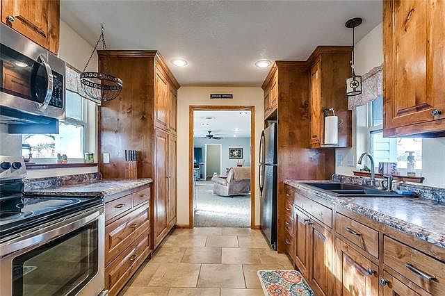 1st image of 281-5311 North Dr