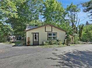 11 Maple Ave, Harriman, NY 10926