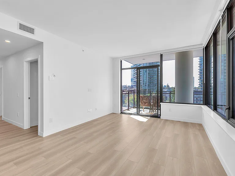 626 Claremont St #1002 — Photo 2
