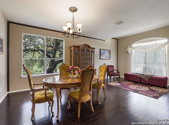 5th image of 12423 Corsicana Ml