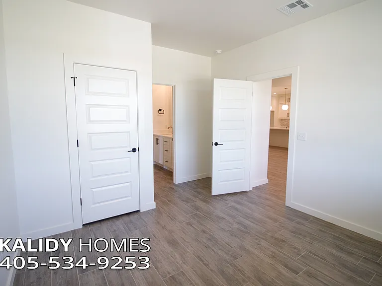 2141 Kalidy Dr — Photo 26