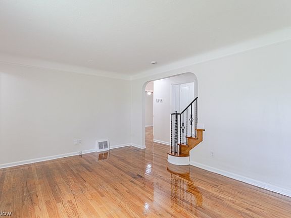 5th image of 4357 Ingleside Rd
