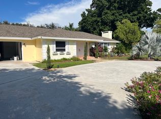218 Fairway Cir, Naples, FL 34110