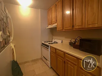 Rented by Realty 2000 Corp