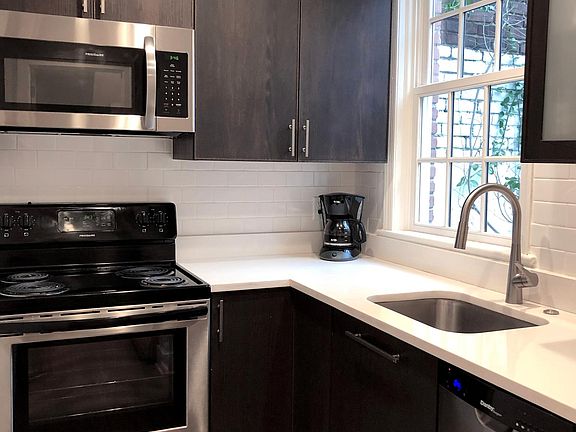 3rd image of 305 Prince St APT 1