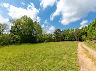 3892 Old Glenola Rd, Trinity, NC 27370