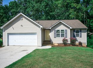 5360 Connor Miles Dr, Buford, GA 30518