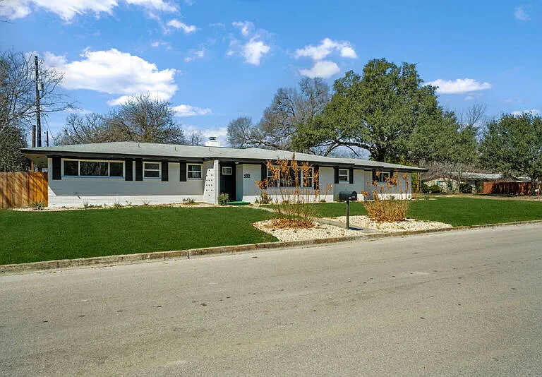 192 Oriole Dr — Photo 13