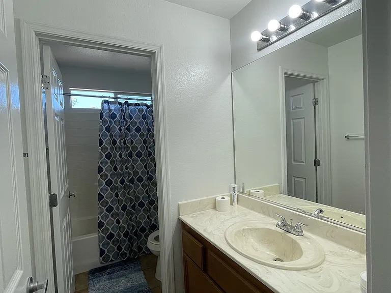 1243 Maple Pines Ave — Photo 9