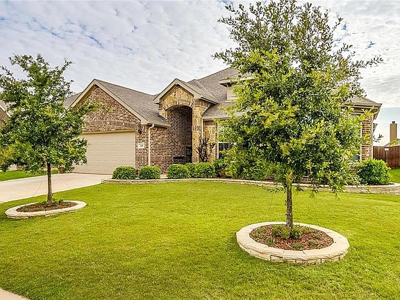 3rd image of 340 Pecos Dr