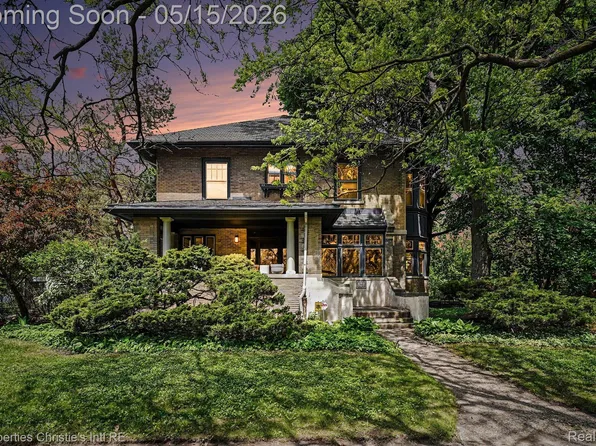 36 Longfellow St, Detroit, MI 48202