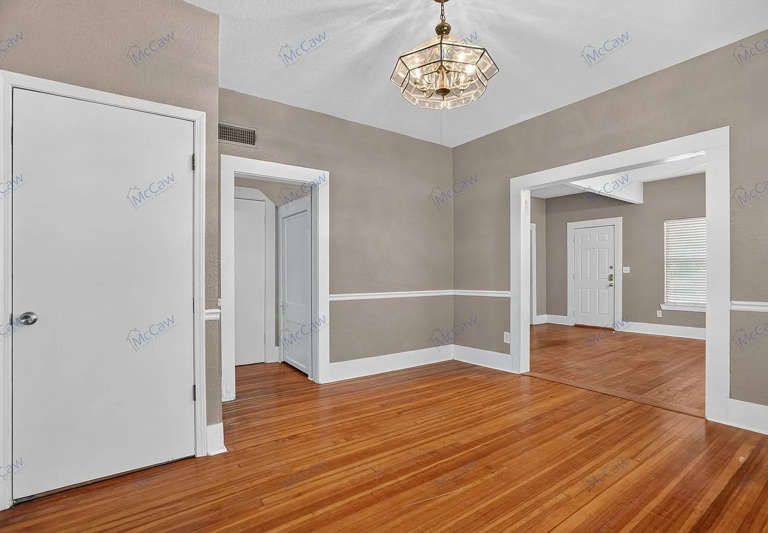 4 bed, 2.0 bath, 1500 sqft, $2,250 — Photo 4